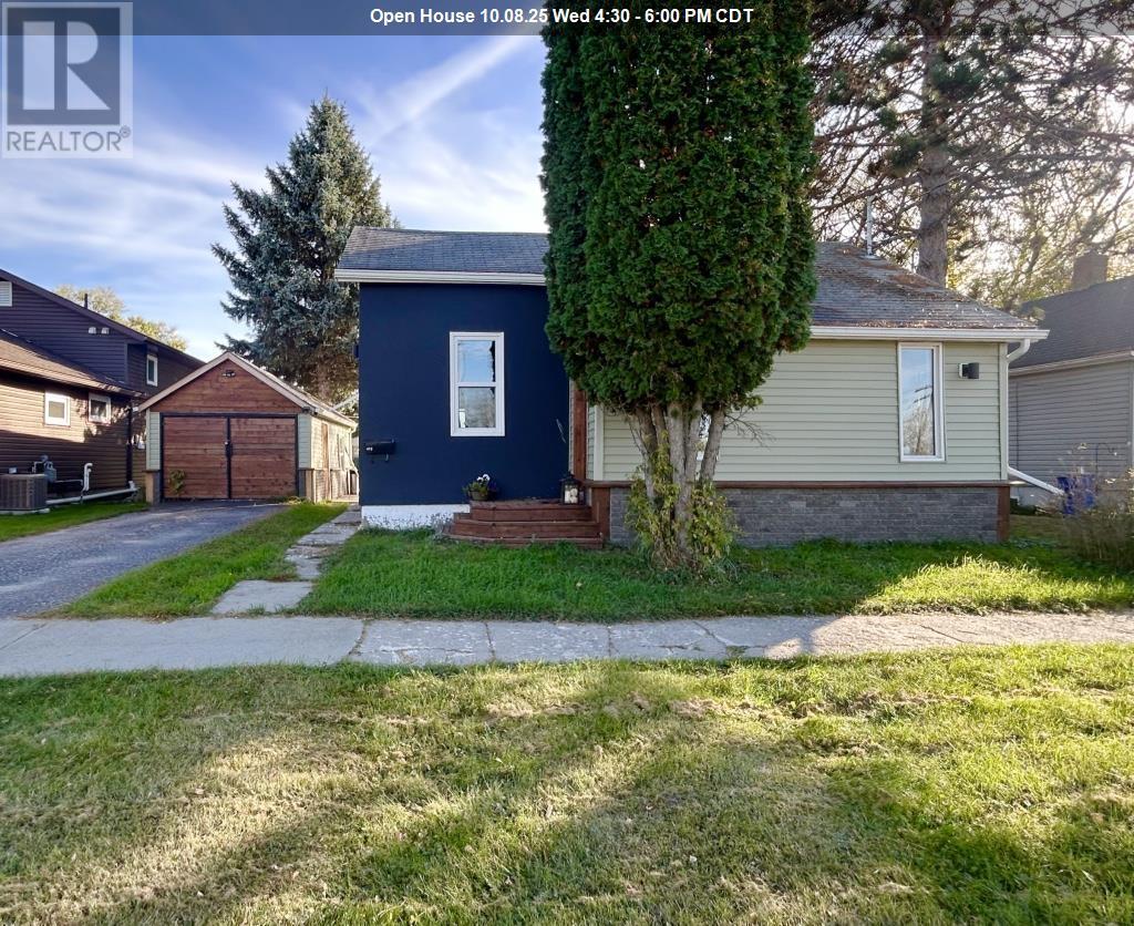 419 Fourth Street West, Fort Frances, Ontario  P9A 3C2 - Photo 1 - TB253154