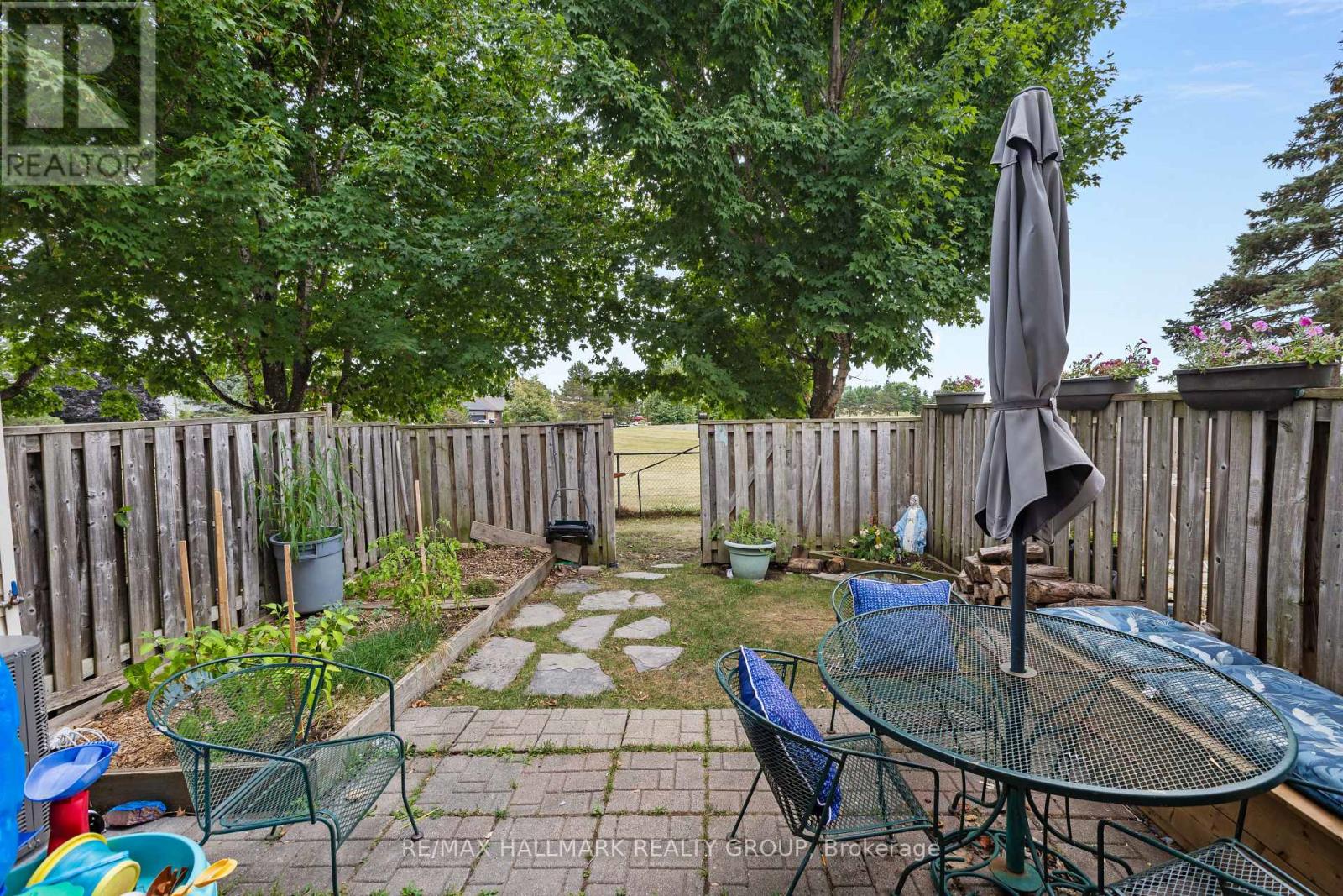 17 - 1598 Hoskins Crescent, Ottawa, Ontario  K4A 2H8 - Photo 22 - X12448931