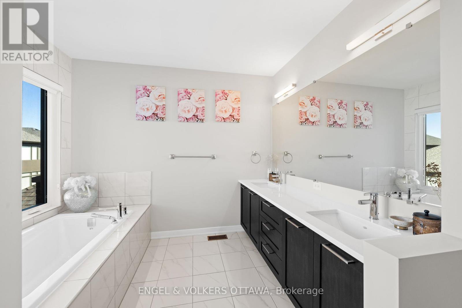 933 Islington Way, Ottawa, Ontario  K1T 0T7 - Photo 23 - X12449007