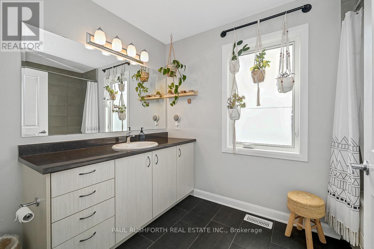 245 Aquarium Avenue, Ottawa, Ontario  K4A 1L2 - Photo 20 - X12449010