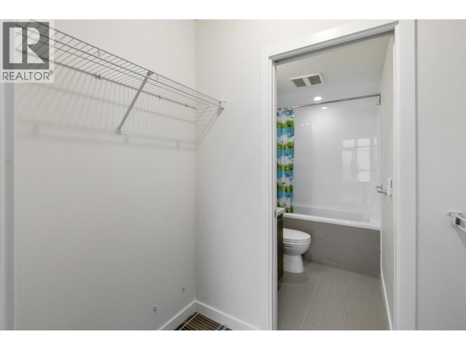 2207 3080 Lincoln Avenue, Coquitlam, British Columbia  V3B 0L9 - Photo 12 - R3056095