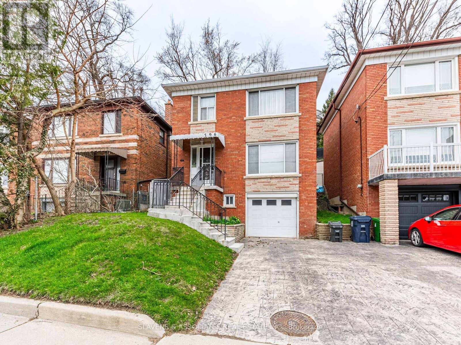 796 Davenport Road, Toronto (Wychwood), Ontario  M6G 2B3 - Photo 2 - C12448753
