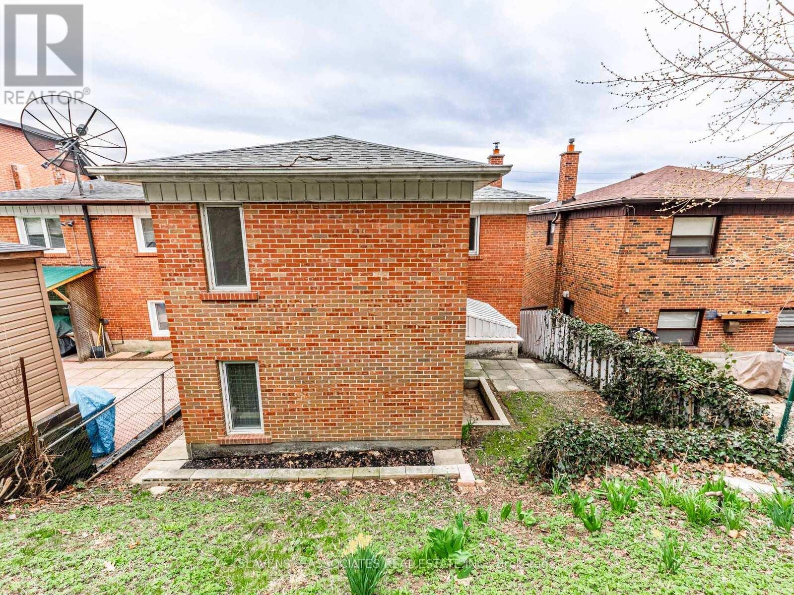 796 Davenport Road, Toronto (Wychwood), Ontario  M6G 2B3 - Photo 35 - C12448753