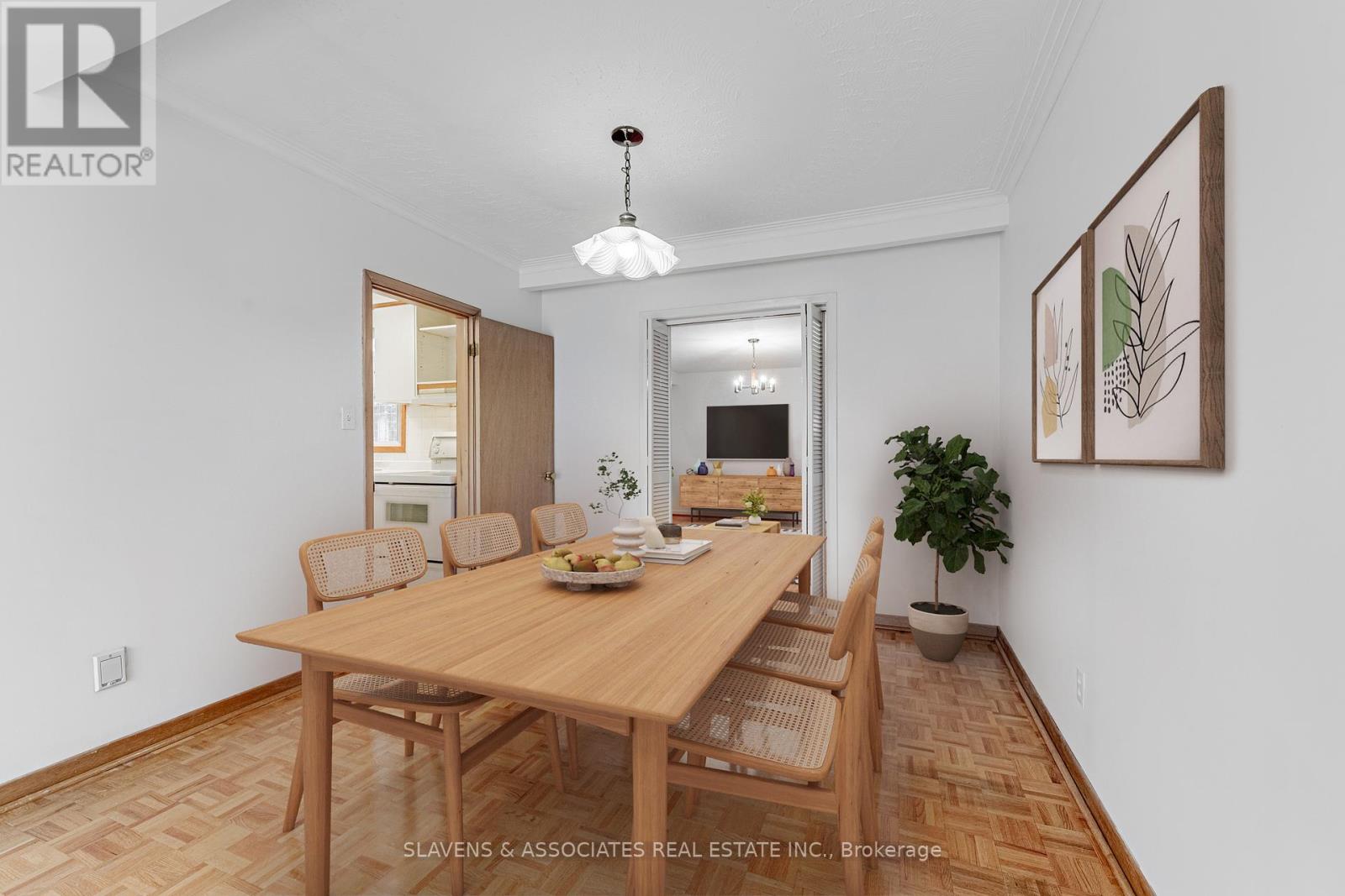 796 Davenport Road, Toronto (Wychwood), Ontario  M6G 2B3 - Photo 7 - C12448753