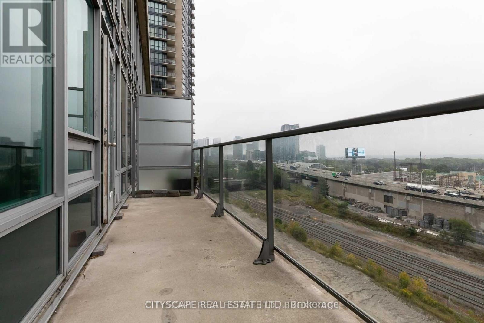 910 - 55 East Liberty Street, Toronto, Ontario  M6K 3P9 - Photo 13 - C12448763