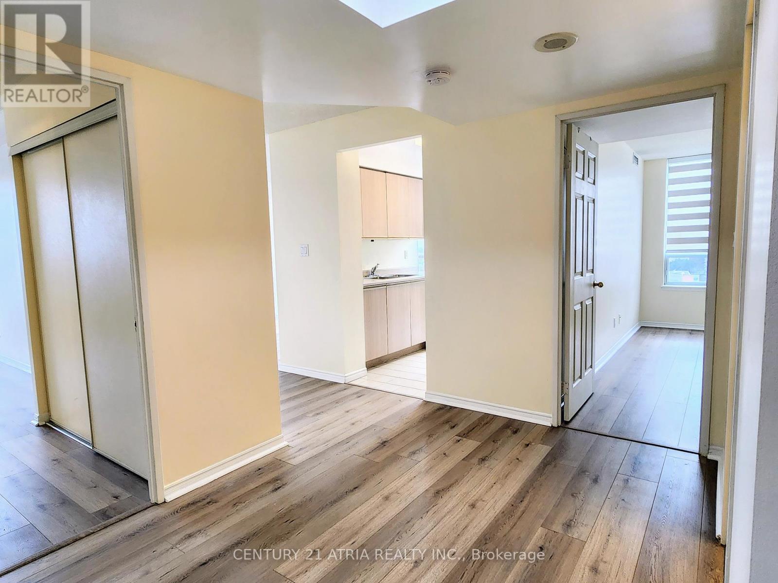 1605 - 35 Empress Avenue, Toronto, Ontario  M2N 6T3 - Photo 3 - C12448773