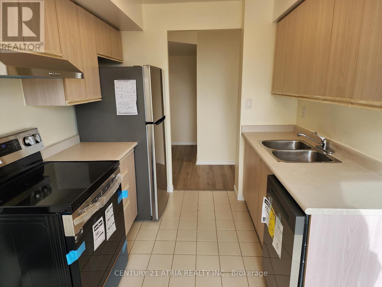 1605 - 35 Empress Avenue, Toronto, Ontario  M2N 6T3 - Photo 9 - C12448773