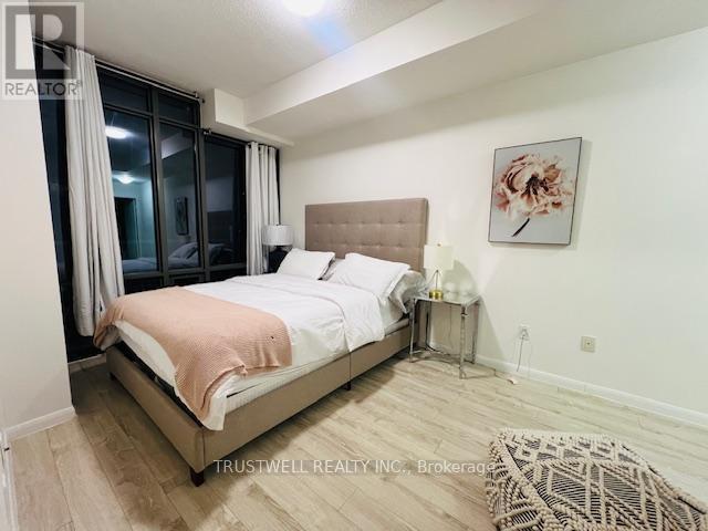 2601 - 38 Grenville Street, Toronto (Bay Street Corridor), Ontario  M4Y 1A5 - Photo 7 - C12448793