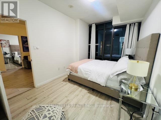 2601 - 38 Grenville Street, Toronto (Bay Street Corridor), Ontario  M4Y 1A5 - Photo 8 - C12448793