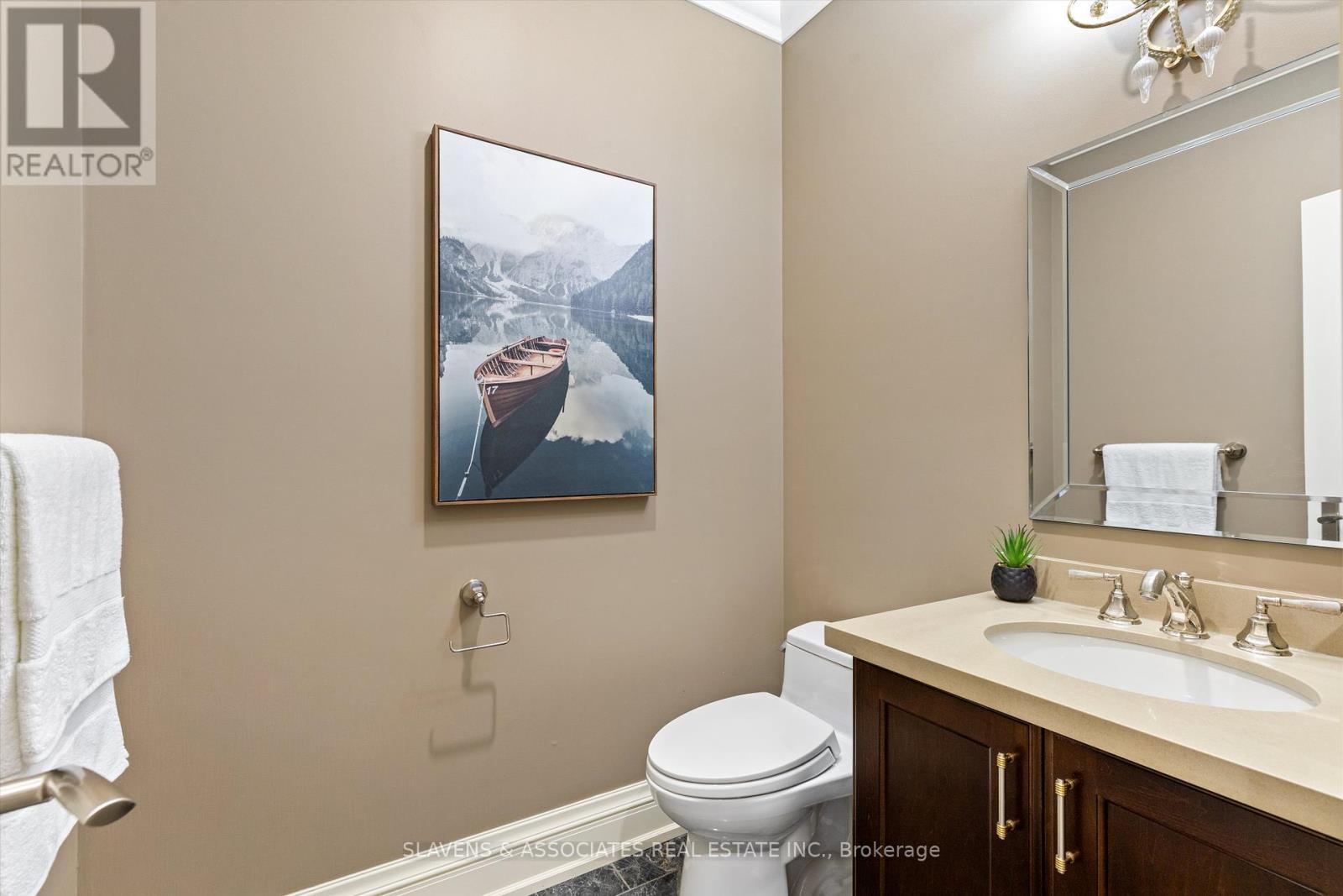 130 York Mills Road, Toronto, Ontario  M2L 1K6 - Photo 12 - C12448795