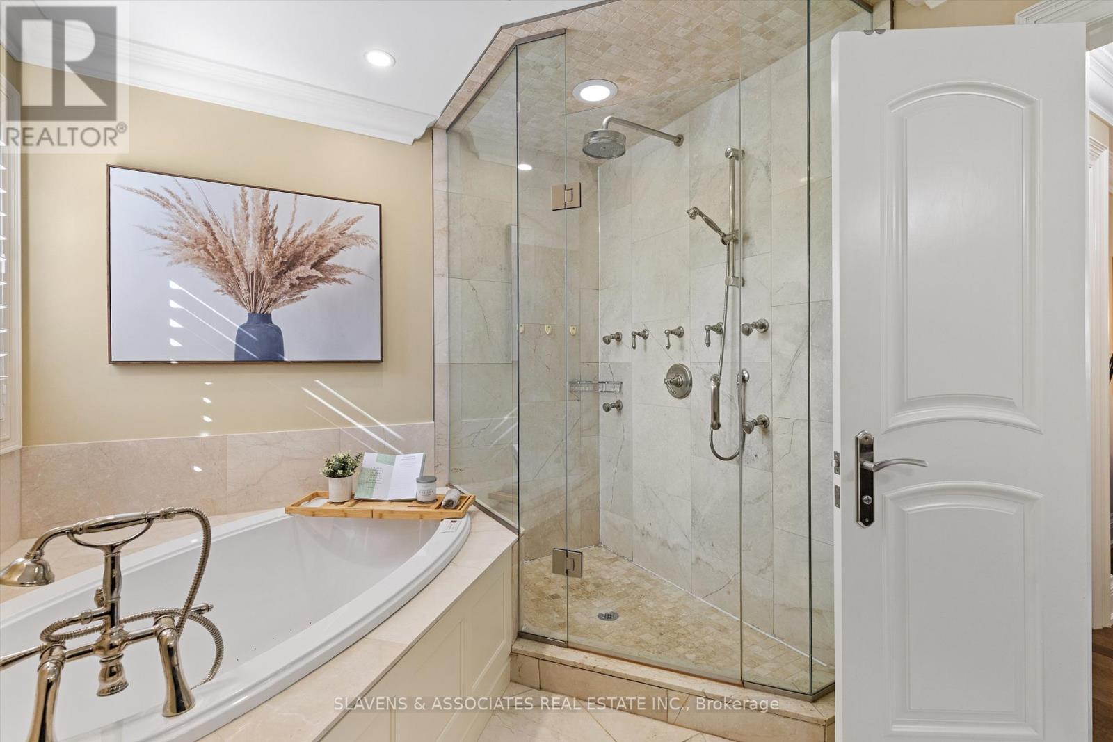 130 York Mills Road, Toronto, Ontario  M2L 1K6 - Photo 17 - C12448795