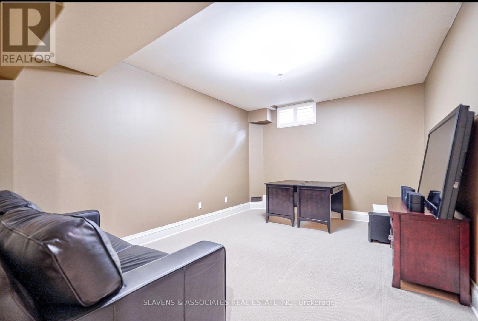 130 York Mills Road, Toronto, Ontario  M2L 1K6 - Photo 32 - C12448795