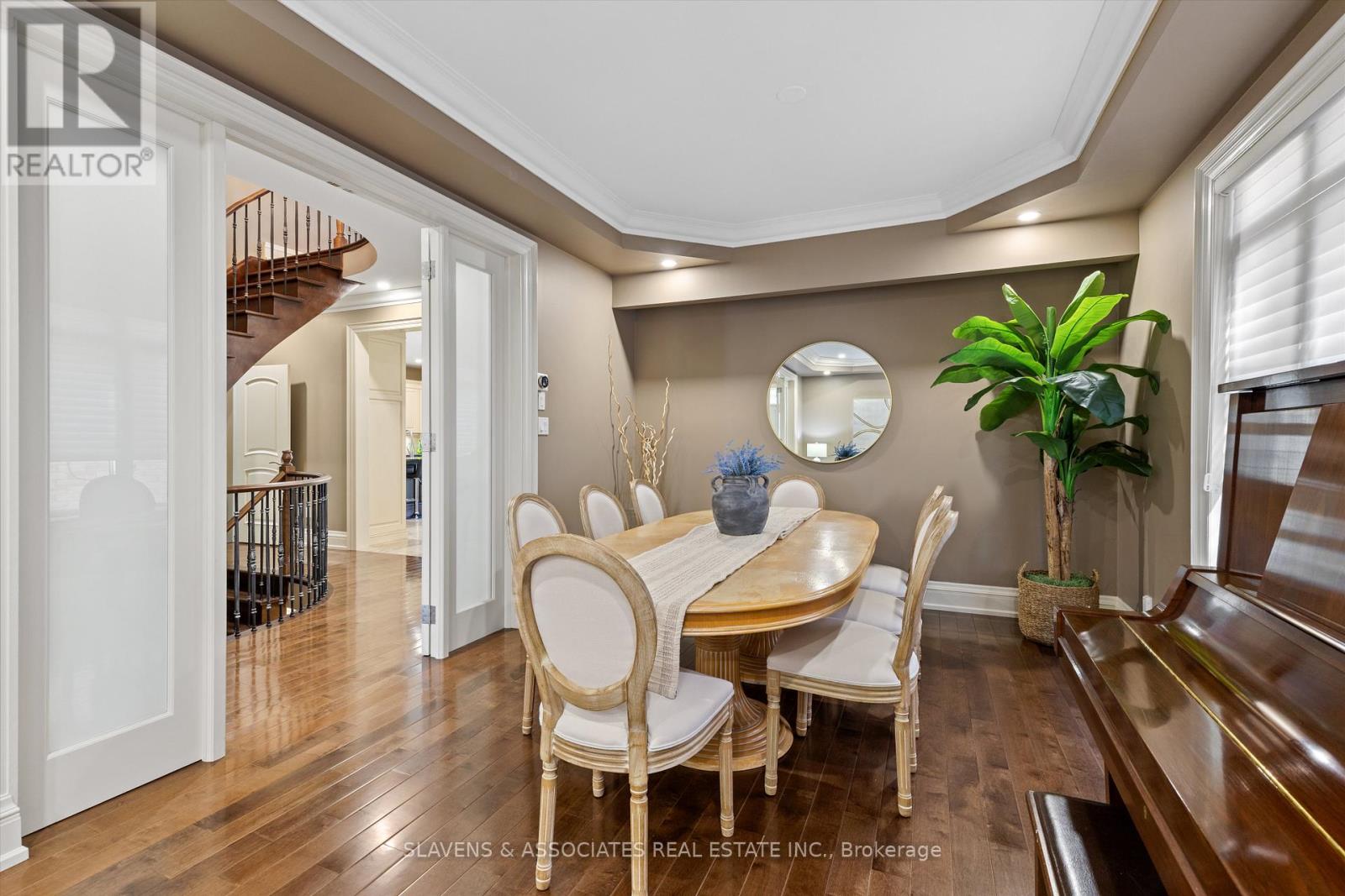 130 York Mills Road, Toronto, Ontario  M2L 1K6 - Photo 6 - C12448795
