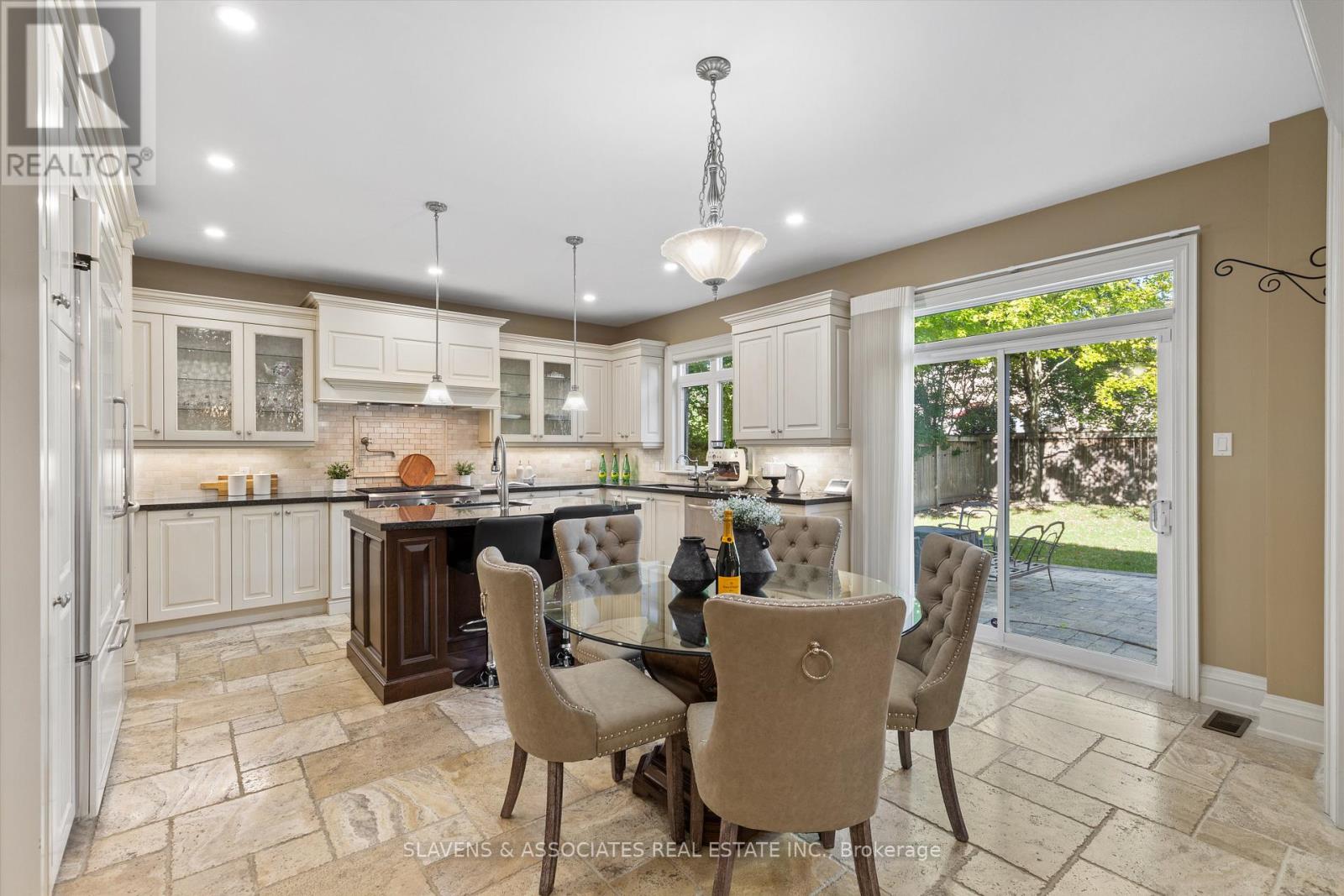 130 York Mills Road, Toronto, Ontario  M2L 1K6 - Photo 8 - C12448795