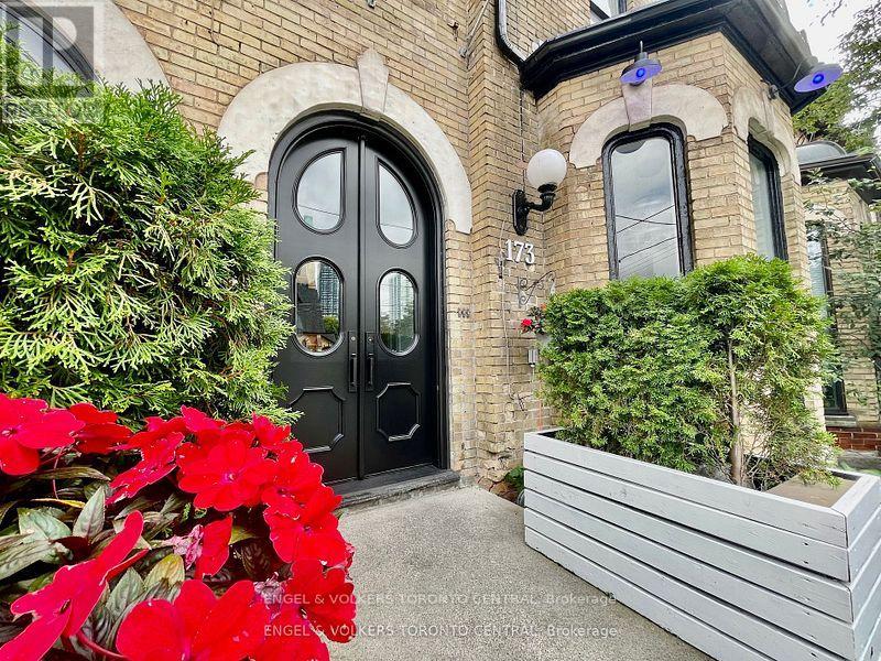 Lower 1 - 173 Carlton Street, Toronto, Ontario  M5A 2K3 - Photo 12 - C12448799