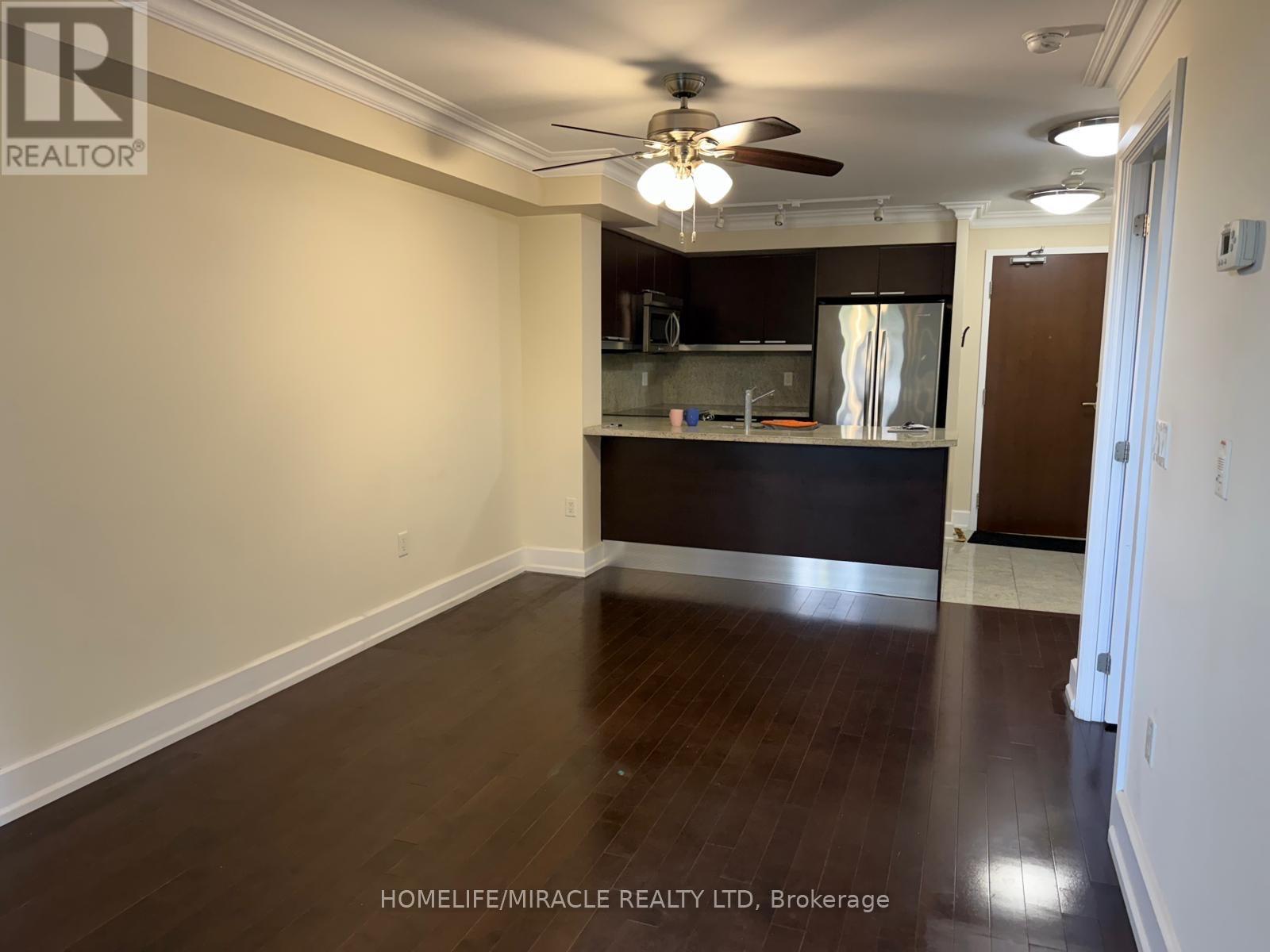 302 - 650 Sheppard Ave Avenue E, Toronto, Ontario  M2K 1B7 - Photo 3 - C12448806
