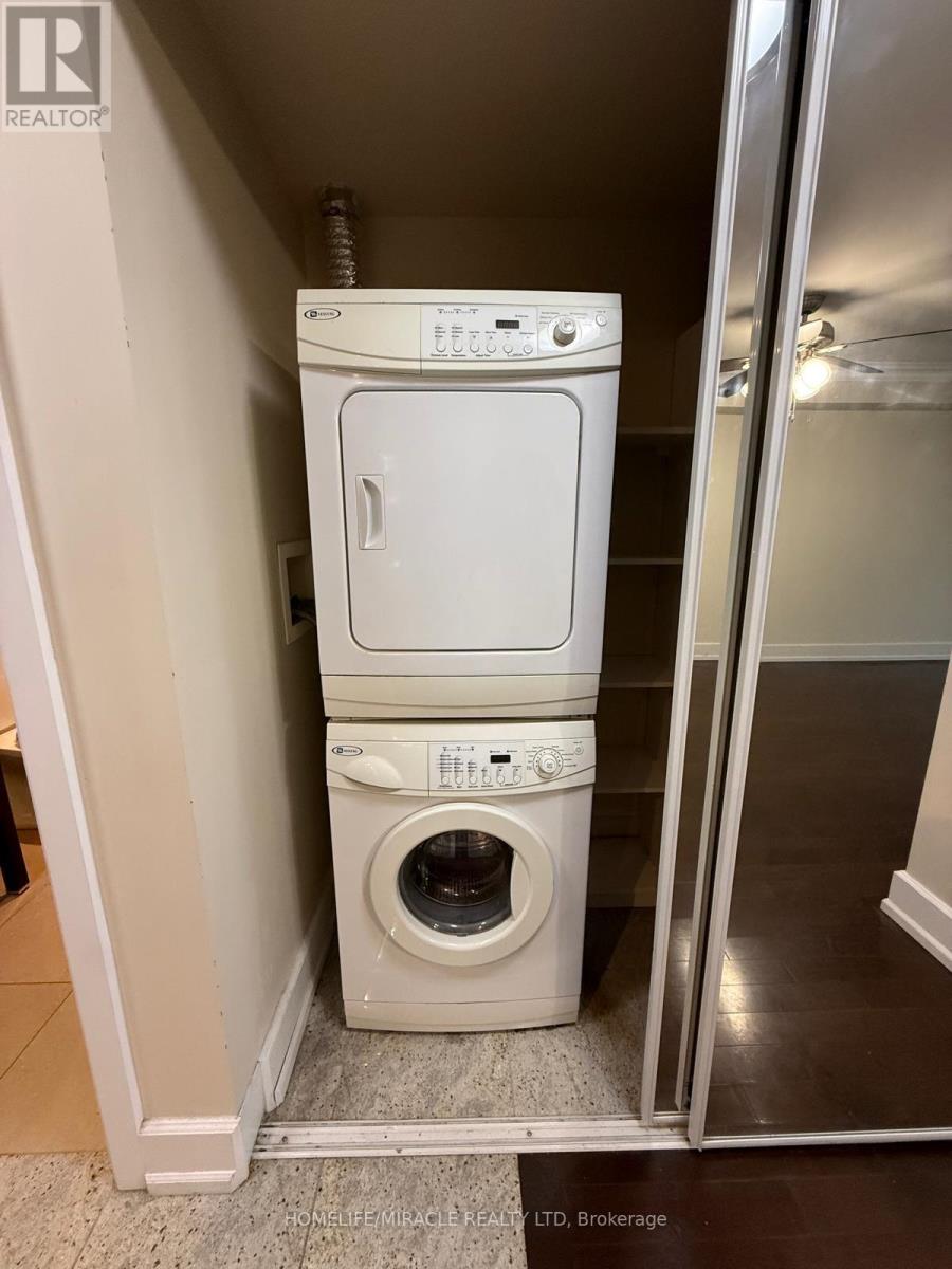 302 - 650 Sheppard Ave Avenue E, Toronto, Ontario  M2K 1B7 - Photo 7 - C12448806