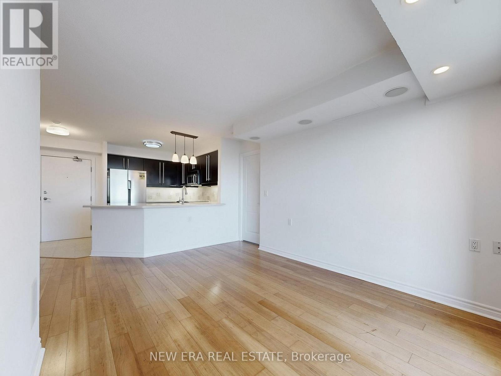 706 - 1030 Sheppard Avenue W, Toronto (Bathurst Manor), Ontario  M3H 6C1 - Photo 10 - C12448830
