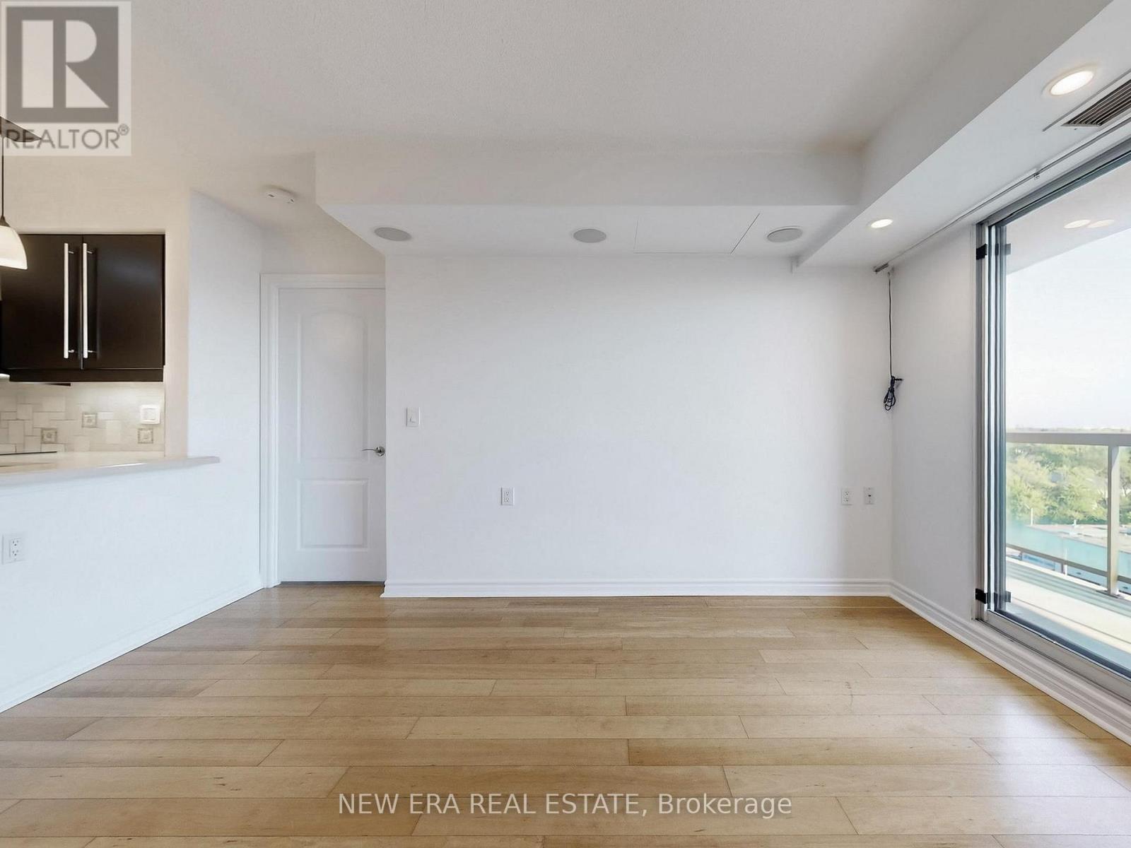 706 - 1030 Sheppard Avenue W, Toronto (Bathurst Manor), Ontario  M3H 6C1 - Photo 13 - C12448830