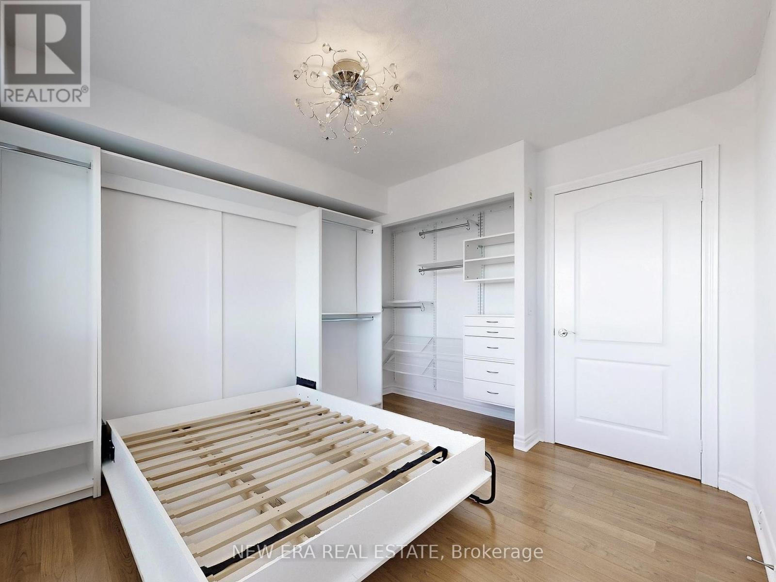 706 - 1030 Sheppard Avenue W, Toronto (Bathurst Manor), Ontario  M3H 6C1 - Photo 32 - C12448830