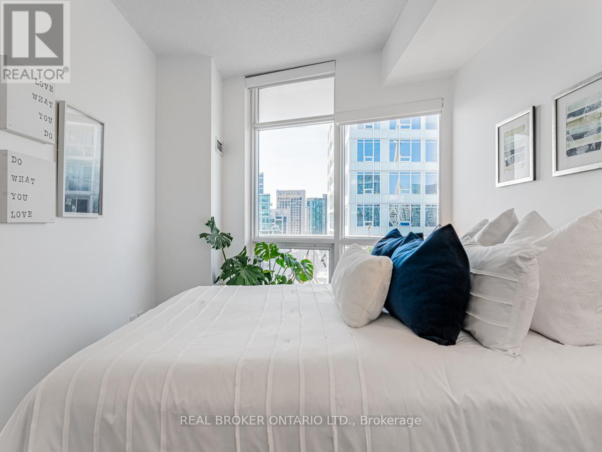 3106 - 38 Dan Leckie Way, Toronto, Ontario  M5V 2V6 - Photo 13 - C12448855