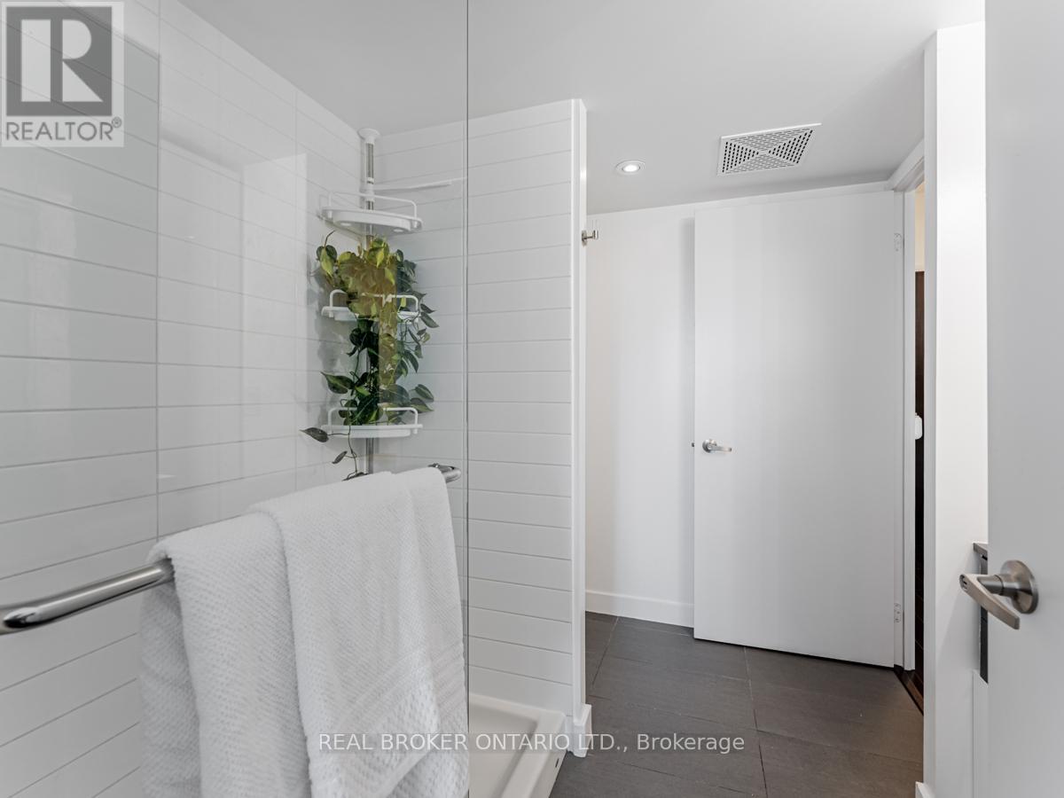 3106 - 38 Dan Leckie Way, Toronto, Ontario  M5V 2V6 - Photo 16 - C12448855