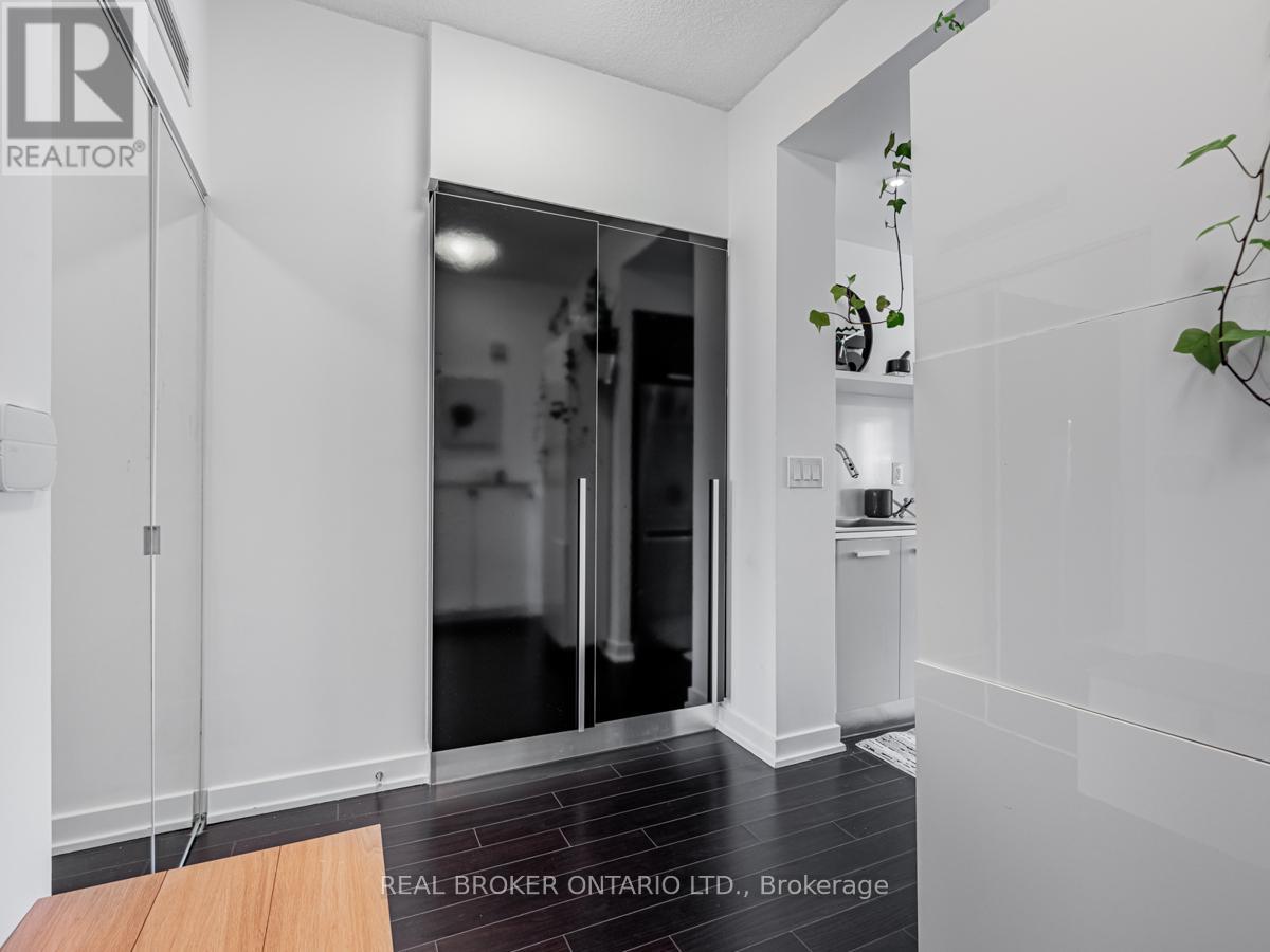 3106 - 38 Dan Leckie Way, Toronto, Ontario  M5V 2V6 - Photo 2 - C12448855