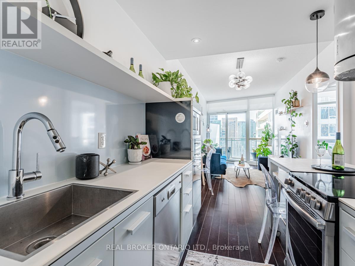 3106 - 38 Dan Leckie Way, Toronto, Ontario  M5V 2V6 - Photo 5 - C12448855