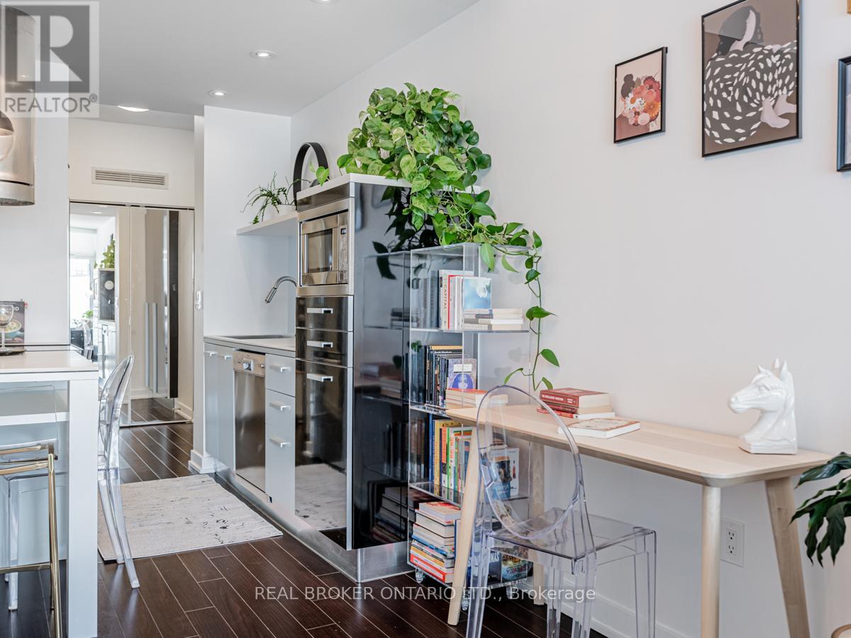 3106 - 38 Dan Leckie Way, Toronto, Ontario  M5V 2V6 - Photo 9 - C12448855