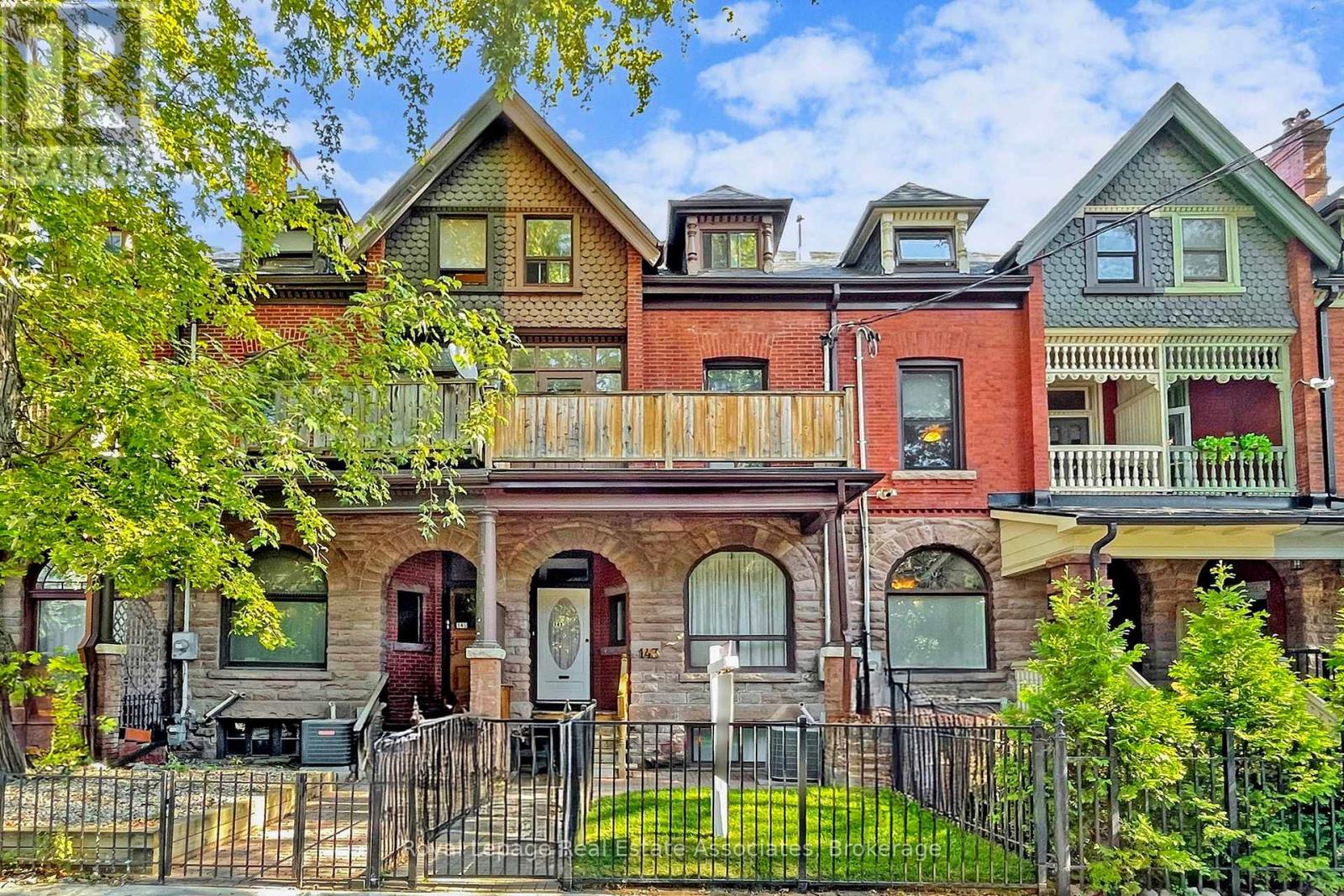 143 SEATON STREET, Toronto, Ontario