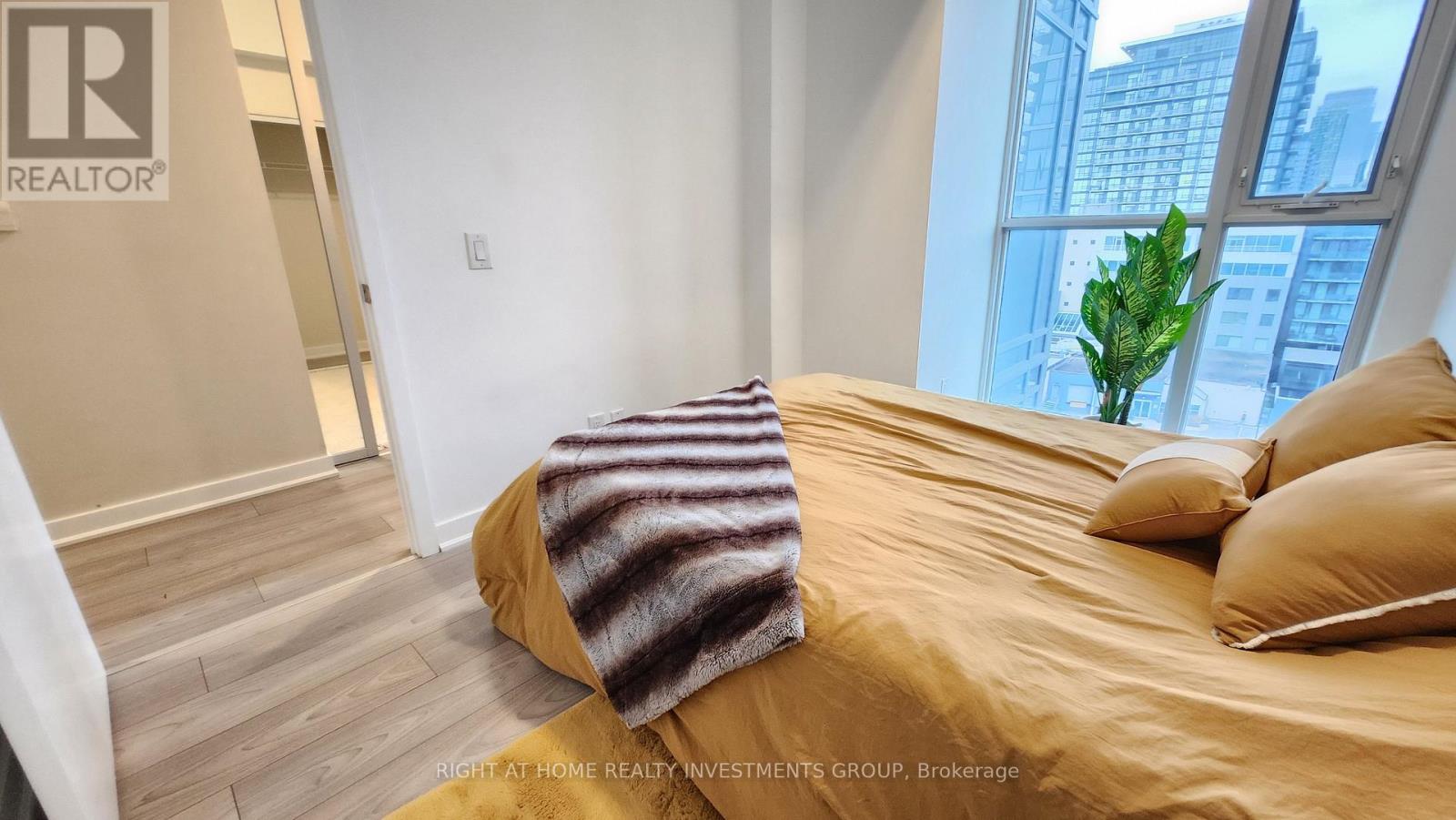 817 - 120 Parliament Street, Toronto, Ontario  M5A 0N6 - Photo 10 - C12448913