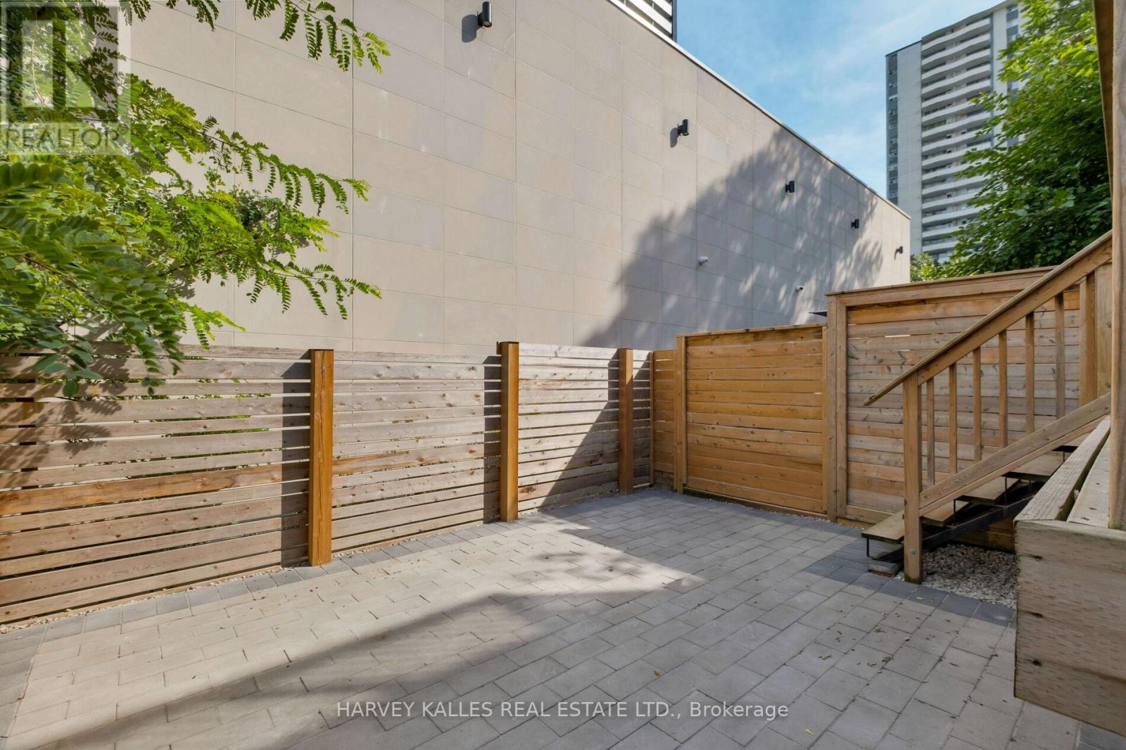 7 Edgedale Road, Toronto (North St. James Town), Ontario  M4X 1N5 - Photo 47 - C12448921