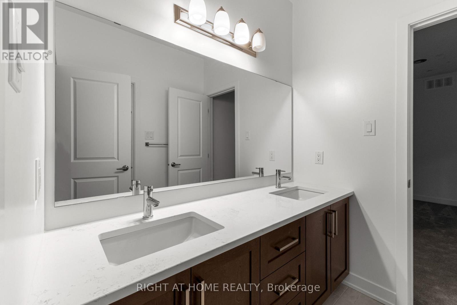 2020 Acoustic Way, Ottawa, Ontario  K4M 0L7 - Photo 44 - X12413388