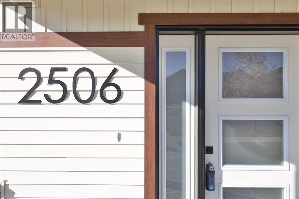 2506 62 Street, Camrose, Alberta  T4V 5J8 - Photo 3 - A2190156