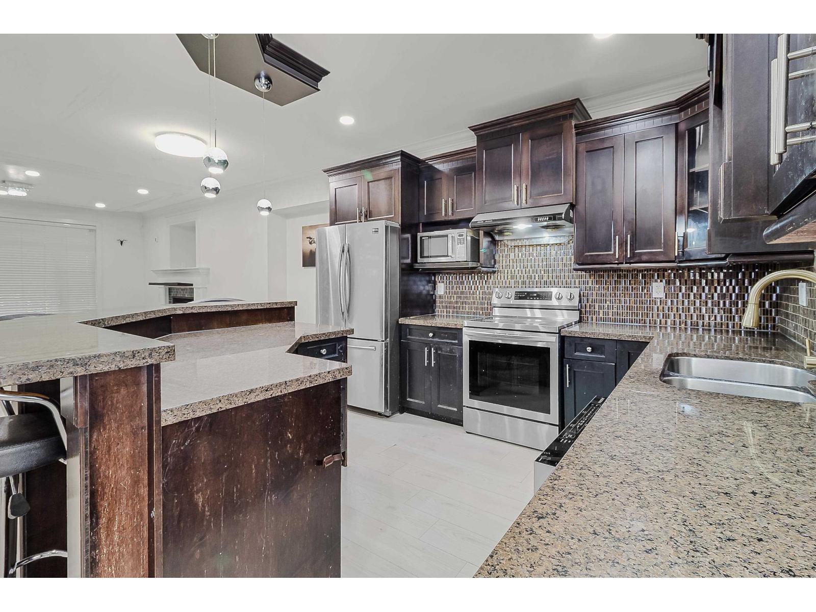 6951 196 Street, Surrey, British Columbia  V4N 5Z1 - Photo 8 - R3054471