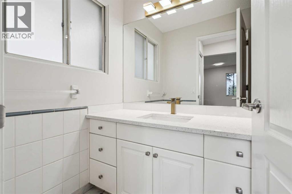 114 Dalgleish Bay Nw, Calgary, Alberta  T3A 1K8 - Photo 20 - A2246967