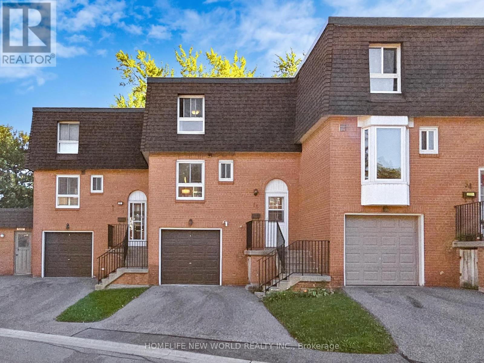 55 - 90 Crockamhill Drive, Toronto (Agincourt North), Ontario  M1S 2K9 - Photo 1 - E12448739