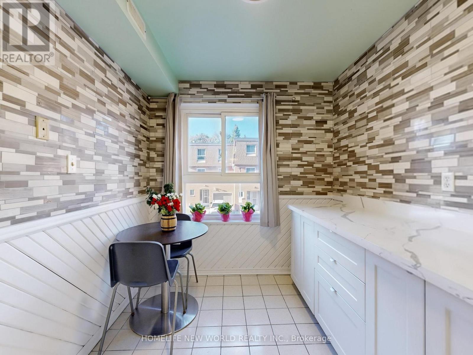 55 - 90 Crockamhill Drive, Toronto (Agincourt North), Ontario  M1S 2K9 - Photo 11 - E12448739