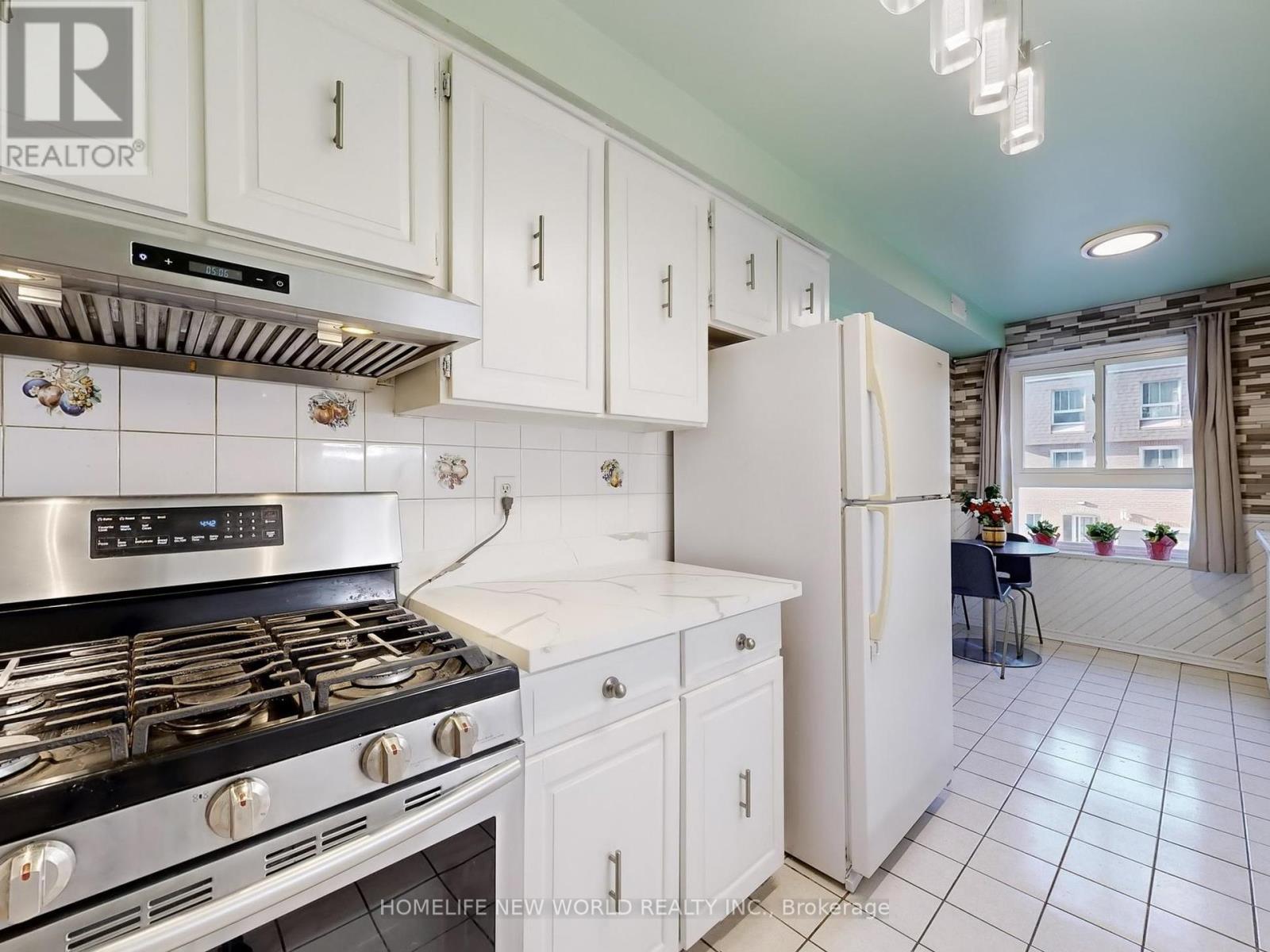 55 - 90 Crockamhill Drive, Toronto (Agincourt North), Ontario  M1S 2K9 - Photo 9 - E12448739