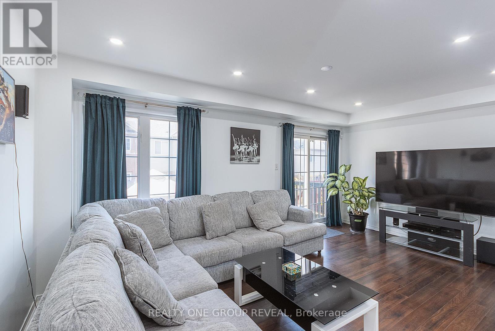 303 Porte Road, Ajax (South East), Ontario  L1S 0A4 - Photo 13 - E12448758