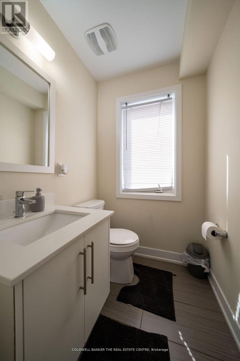 106 - 67 Donald Fleming Way, Whitby (Pringle Creek), Ontario  L1R 0N8 - Photo 34 - E12448788
