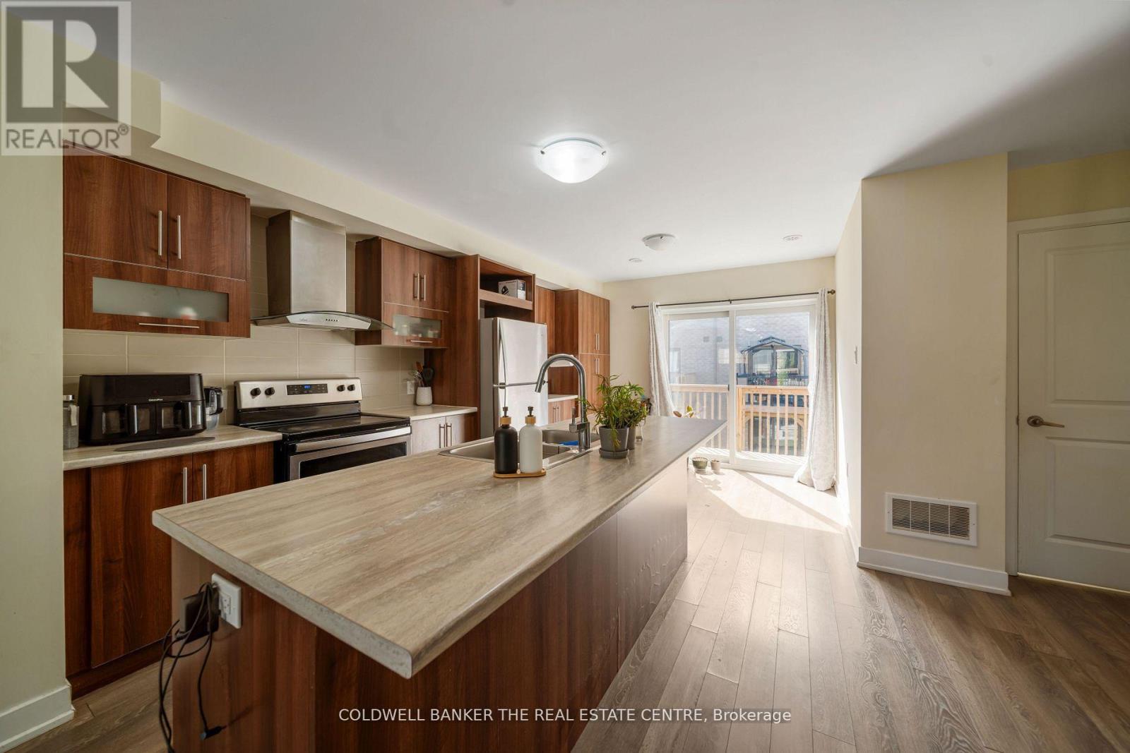 106 - 67 Donald Fleming Way, Whitby (Pringle Creek), Ontario  L1R 0N8 - Photo 4 - E12448788