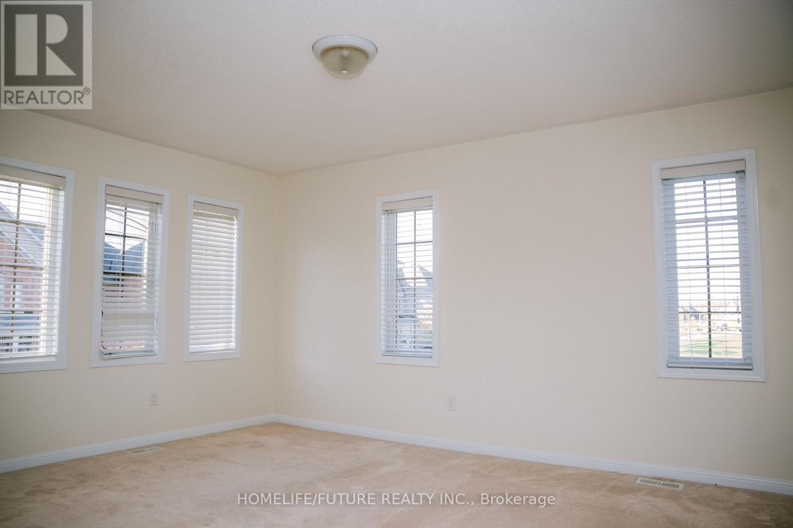 1 Mcclustey Avenue, Ajax, Ontario  L1T 0N8 - Photo 9 - E12448883