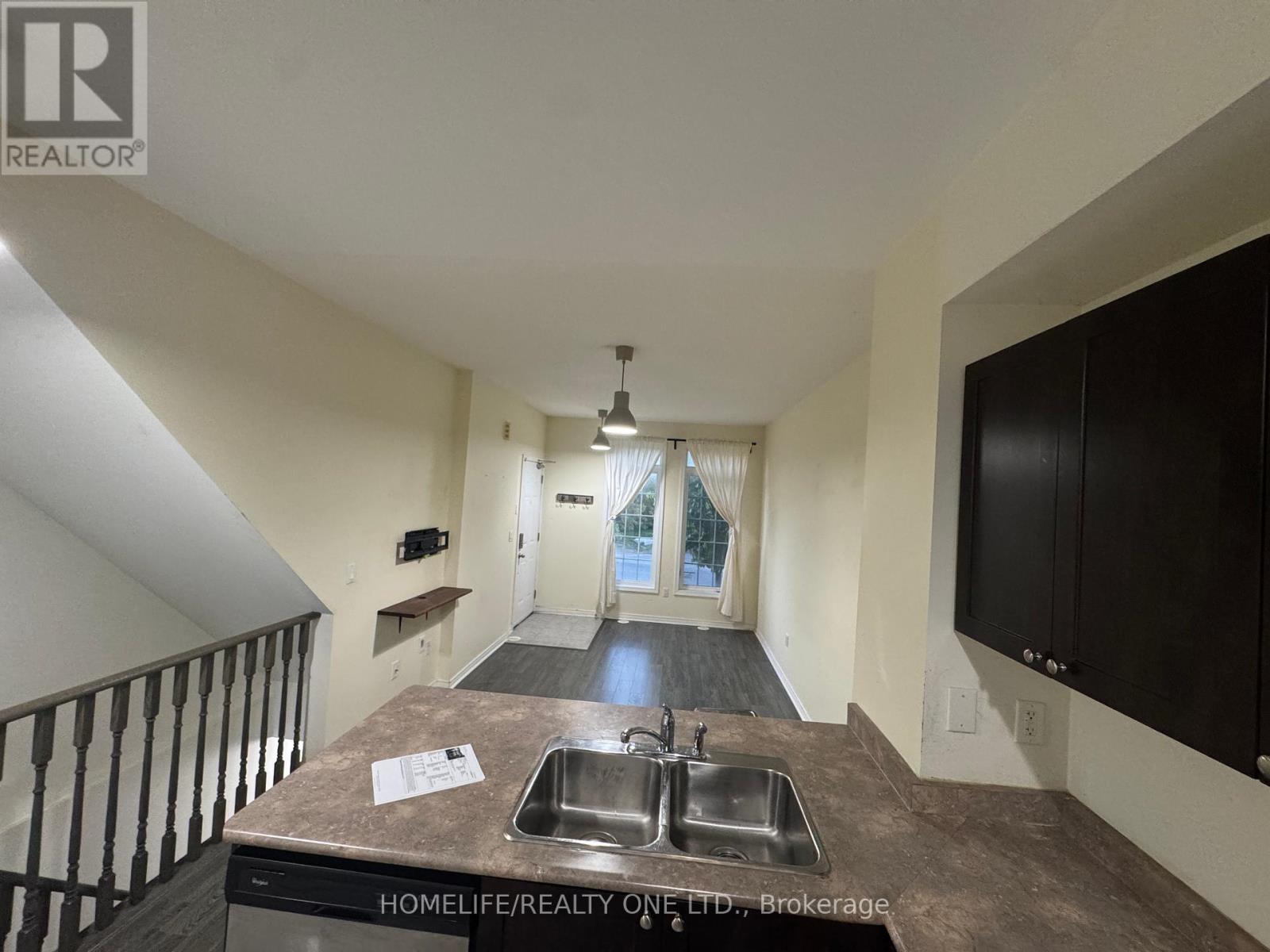 15 - 29 Island Road, Toronto (West Hill), Ontario  M1C 2P5 - Photo 6 - E12448888