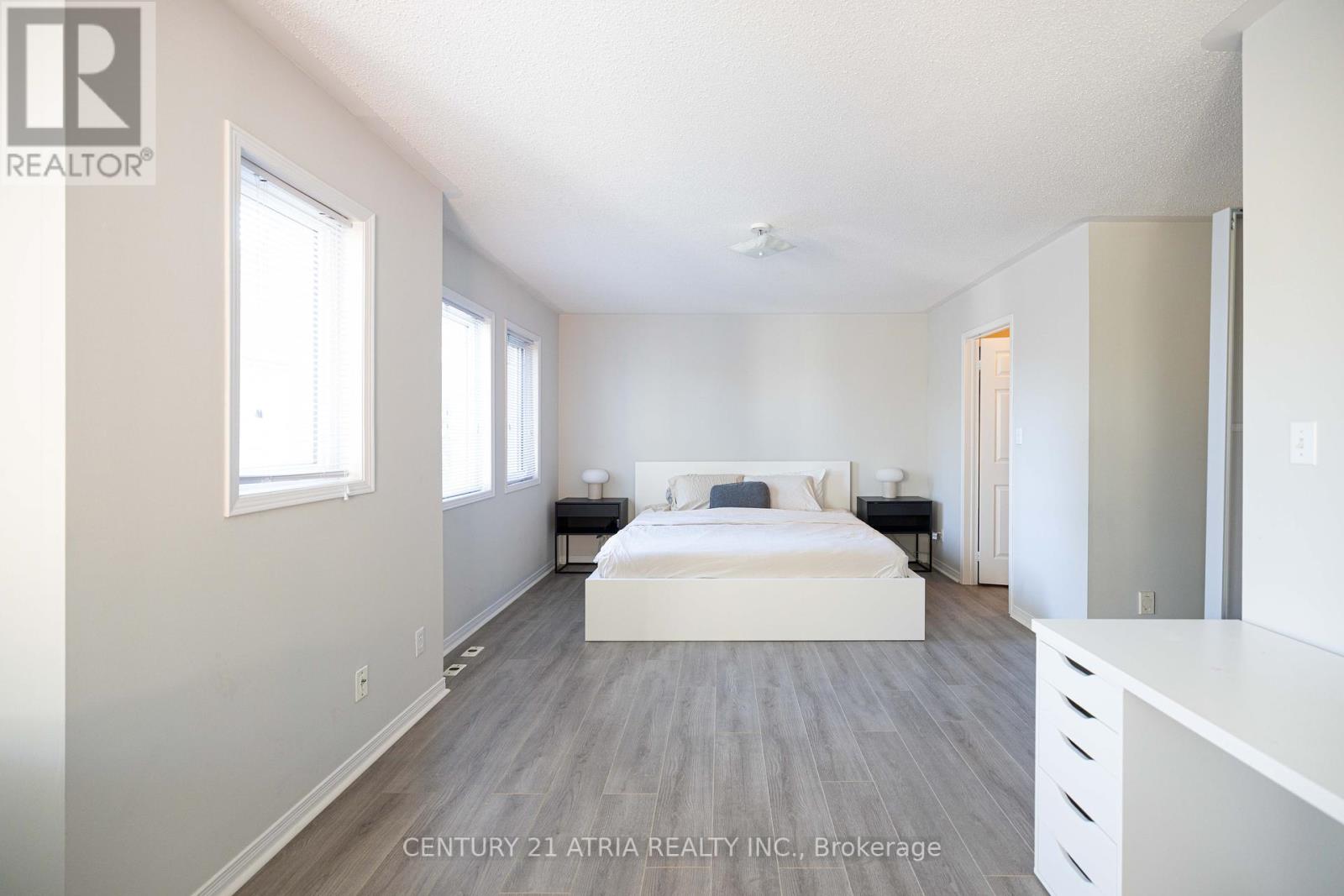 211 - 28 Rosebank Drive, Toronto, Ontario  M1B 5Z1 - Photo 5 - E12448902