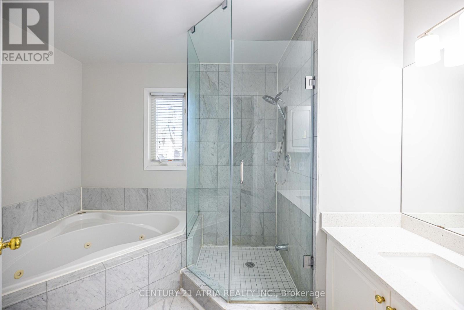 211 - 28 Rosebank Drive, Toronto, Ontario  M1B 5Z1 - Photo 7 - E12448902