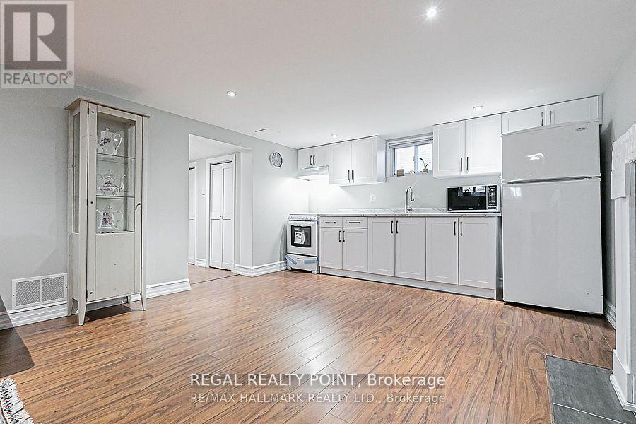 Bsmt - 102 Portsdown Road, Toronto, Ontario  M1P 1V5 - Photo 5 - E12448904