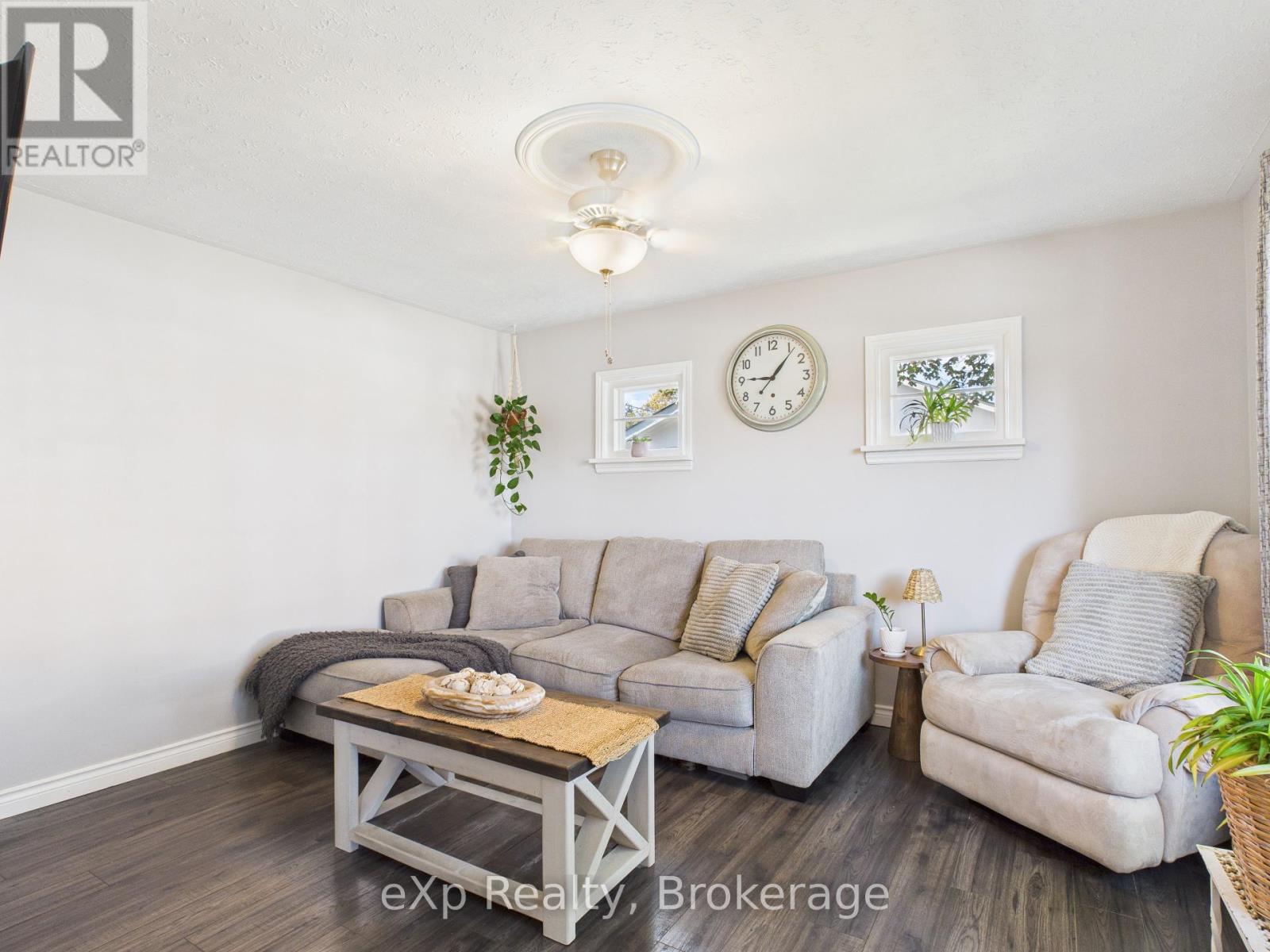 485 13th Street, Hanover, Ontario  N4N 1Y3 - Photo 22 - X12448932