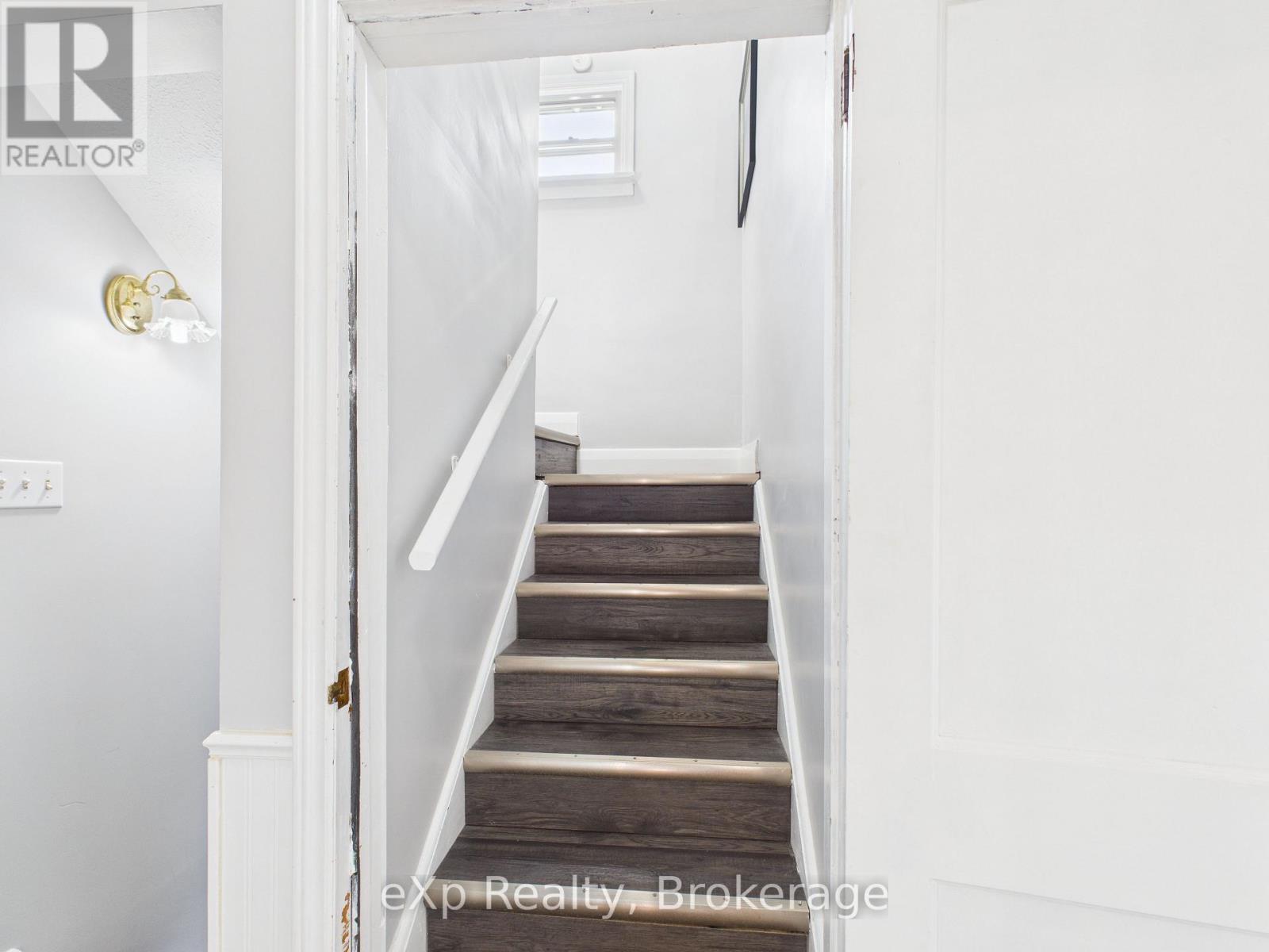 485 13th Street, Hanover, Ontario  N4N 1Y3 - Photo 27 - X12448932