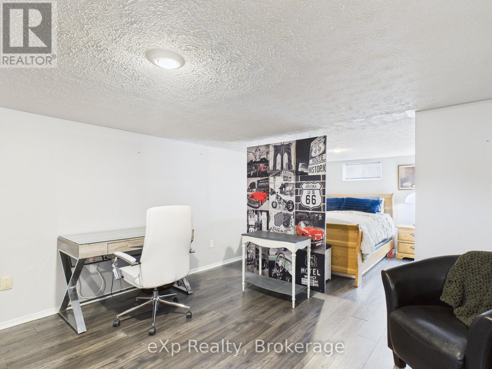 485 13th Street, Hanover, Ontario  N4N 1Y3 - Photo 34 - X12448932
